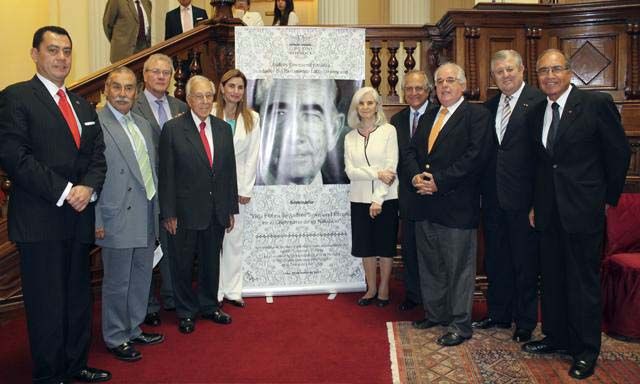 Recordando a Townsend Embajador Guillermo Gonzales Arica, Raúl Vargas, Canciller Gonzalo Gutiérrez, Luis Bedoya Reyes, Anel Townsend, Ana Elena Diez Canseco viuda de Townsend, Francisco Diez-Canseco, Alberto Borea, ex canciller Oscar Maúrtua de Romaña y Carlos Roca.