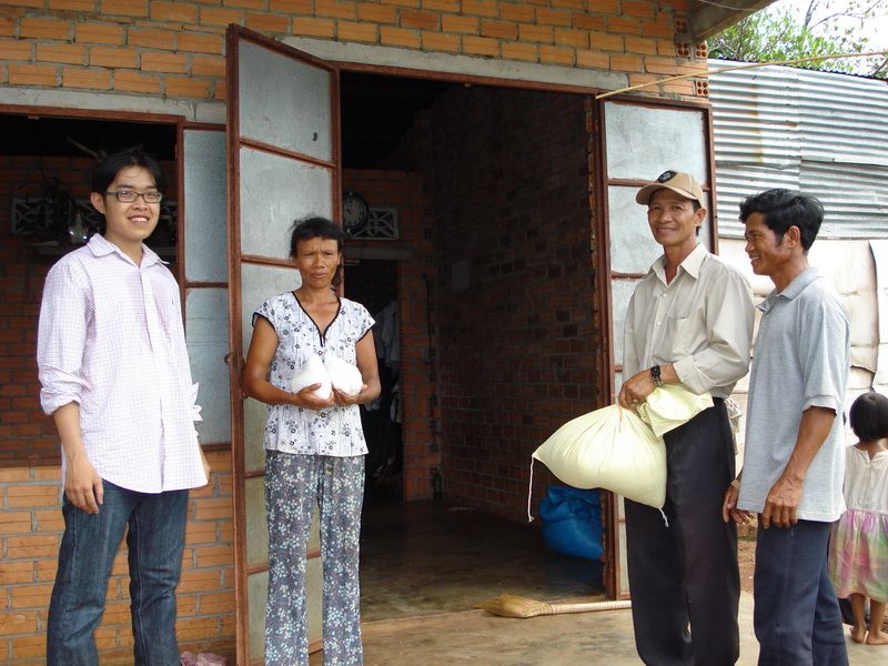 [Doves Club] Tiếp sức đến trường cho học sinh nghèo vùng xa - 5