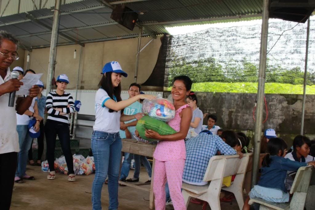 [Doves Club] Tiếp sức đến trường cho học sinh nghèo vùng xa - 24