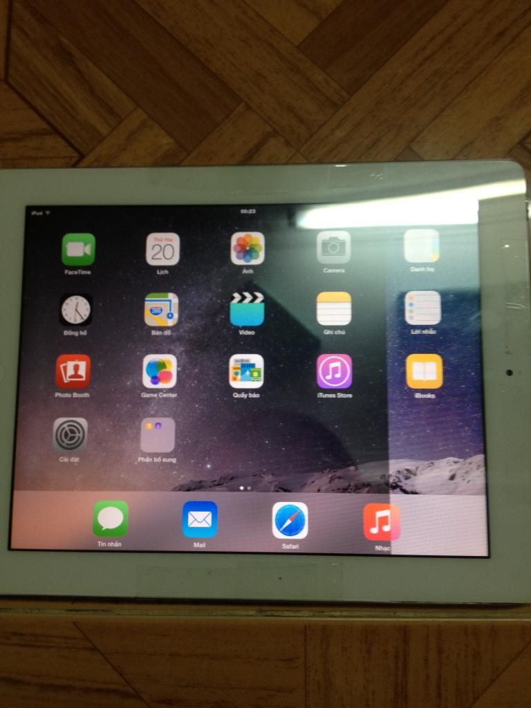 Cần bán ipad 2 wifi màu trắng 16gb giá rẻ