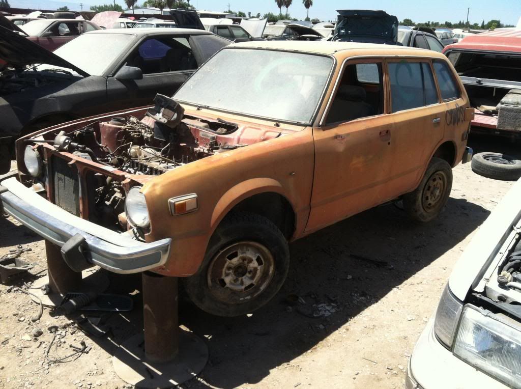 junkyard015_zps75e229aa.jpg