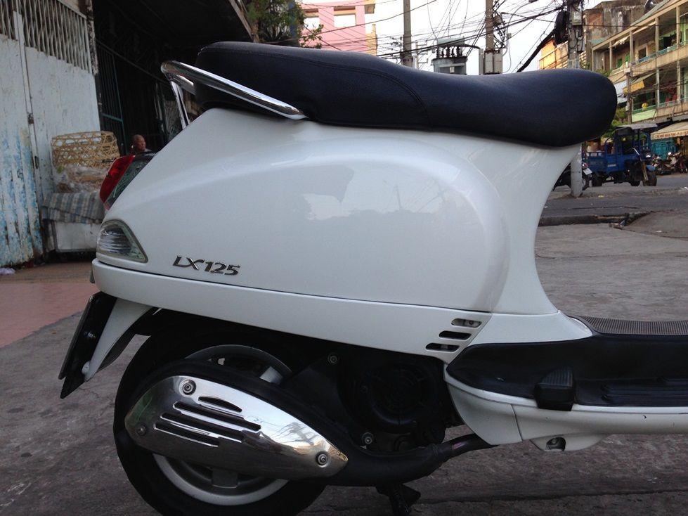 Bán Vespa LX 125 trắng 2009 - 3